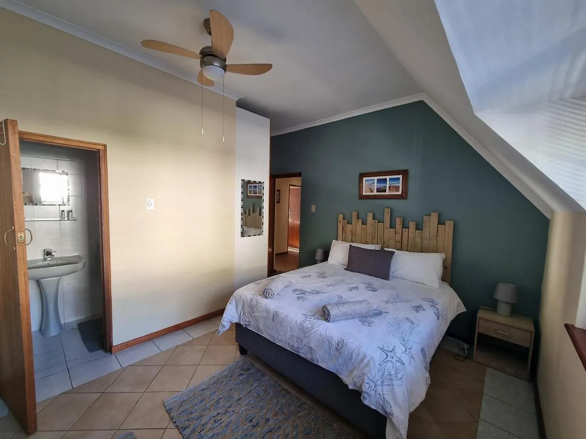 The Jack & Jasper Inn Kommetjie Bed & Breakfast